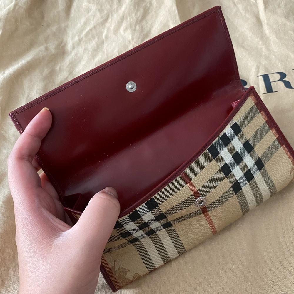 Authentic Burberry Canvas Barrel tote bag - Picture 6 of 8